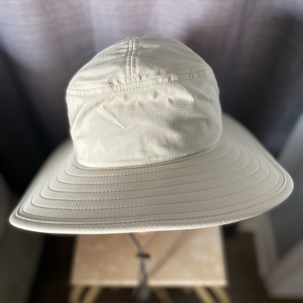 Unisex Solar Eclipse Hat - Picture 2 of 8